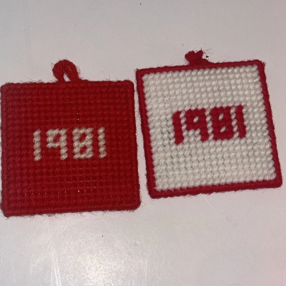 Handmade Yarn ornaments Vintage 80s Red and White Christmas Ornaments Craft Fair